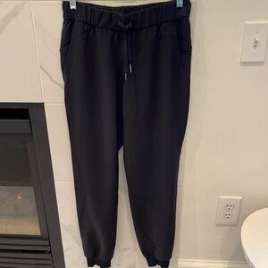 Lululemon On The Fly Joggers